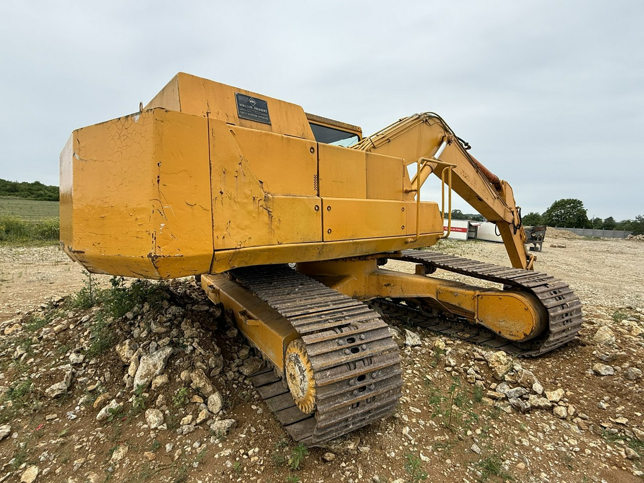Komatsu PC240NLC-3KP - 履带式挖掘机:图2 Komatsu PC240NLC-3KP - 履带式挖掘机:图2