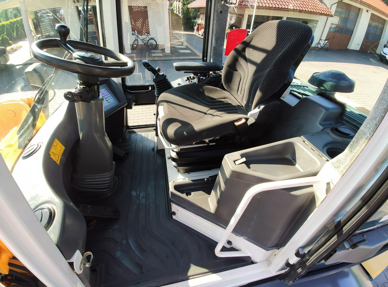 紧凑型装载机 Liebherr L 506 STEREO Szybkozłącze / Łyżka Krokodyl + Widły Waga 6300kg：图22