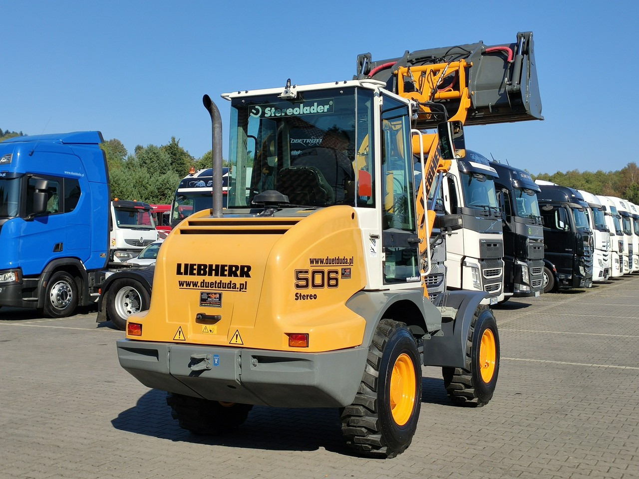 紧凑型装载机 Liebherr L 506 STEREO Szybkozłącze / Łyżka Krokodyl + Widły Waga 6300kg：图21