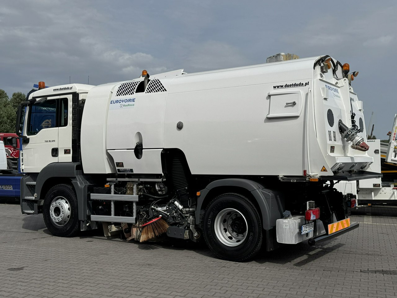 道路清扫机 MAN TGS 18.320 E5 BUCHER OPTIFANT 8000 Zamiatarka Uliczna Euro 6：图21