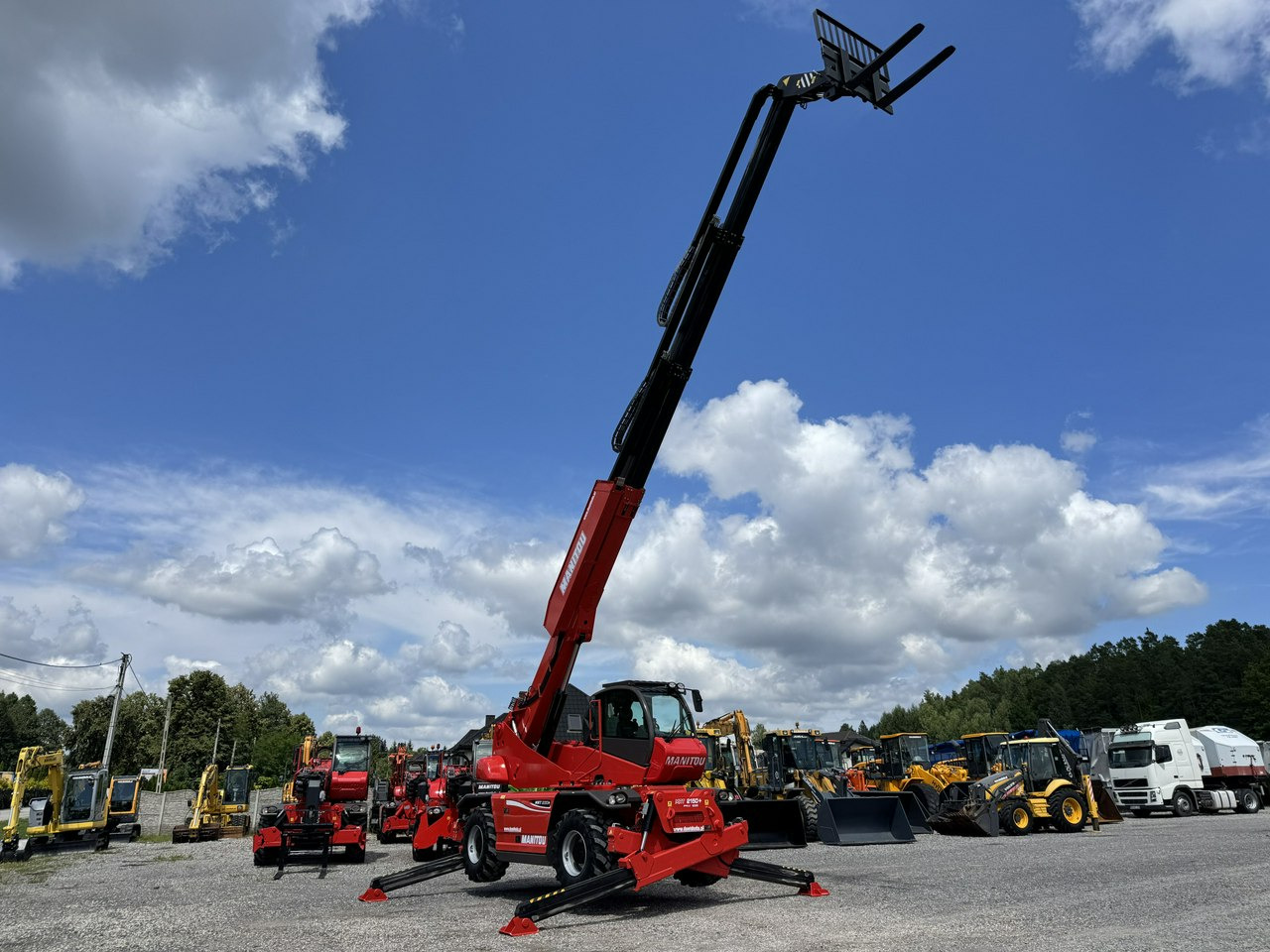 Manitou MRT 2150 + ROTO Ładowarka Teleskopowa Obrotowa 2550 - 伸缩臂叉装车:图3 Manitou MRT 2150 + ROTO Ładowarka Teleskopowa Obrotowa 2550 - 伸缩臂叉装车:图3