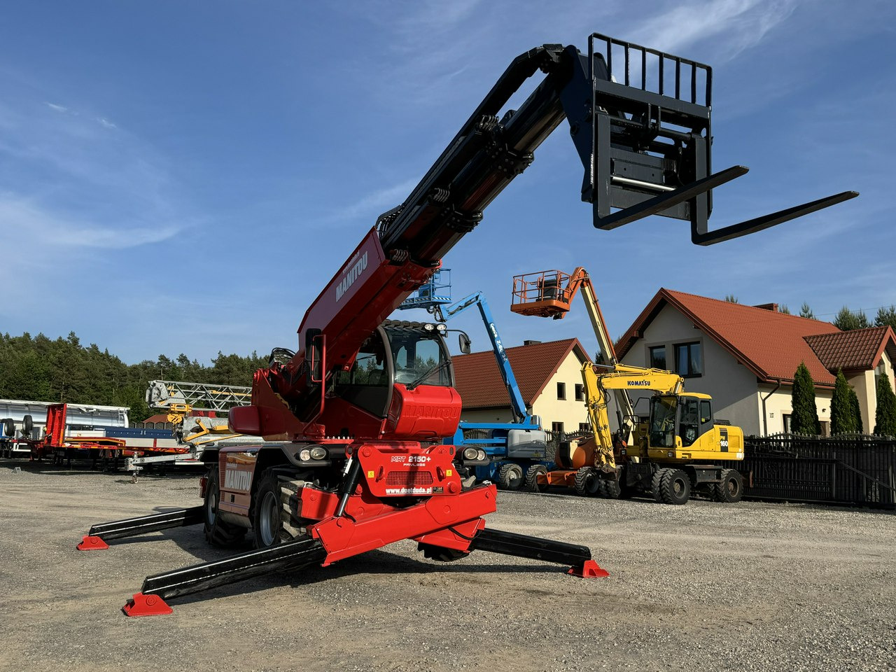 Manitou MRT 2150 ROTO Ładowarka Teleskopowa Obrotowa 2550 - 伸缩臂叉装车:图3 Manitou MRT 2150 ROTO Ładowarka Teleskopowa Obrotowa 2550 - 伸缩臂叉装车:图3