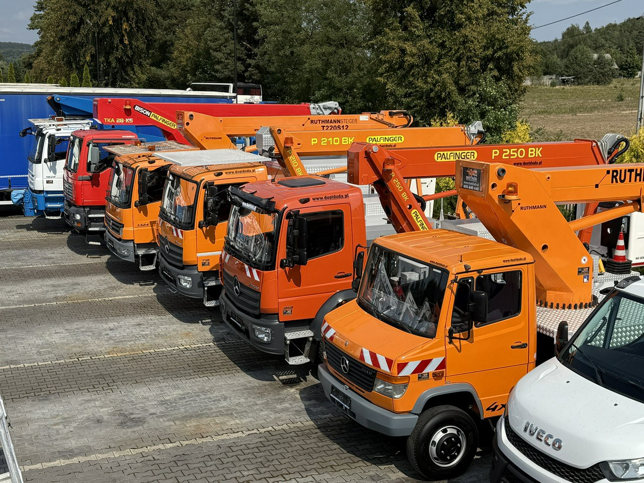 Mercedes Atego 818 E6 4x4 Zwyżka PALFINGER P250 BK Podnośnik Koszowy - 车载空中平台:图4 Mercedes Atego 818 E6 4x4 Zwyżka PALFINGER P250 BK Podnośnik Koszowy - 车载空中平台:图4