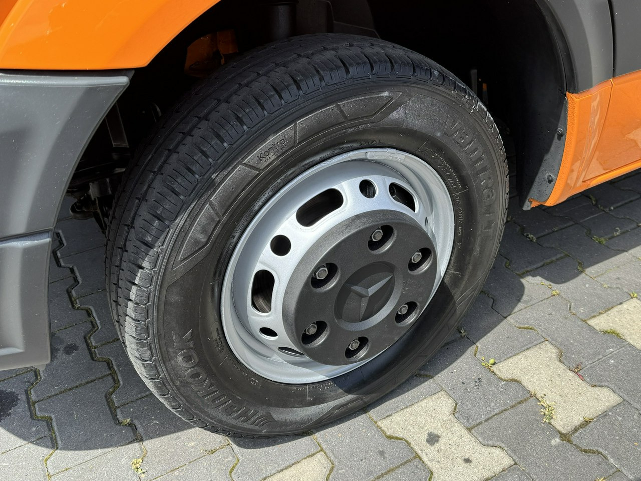 Mercedes Sprinter Zwyżka Podnośnik Koszowy VERSALIFT KLUBB ET-36-LF UDT - 车载空中平台:图5 Mercedes Sprinter Zwyżka Podnośnik Koszowy VERSALIFT KLUBB ET-36-LF UDT - 车载空中平台:图5