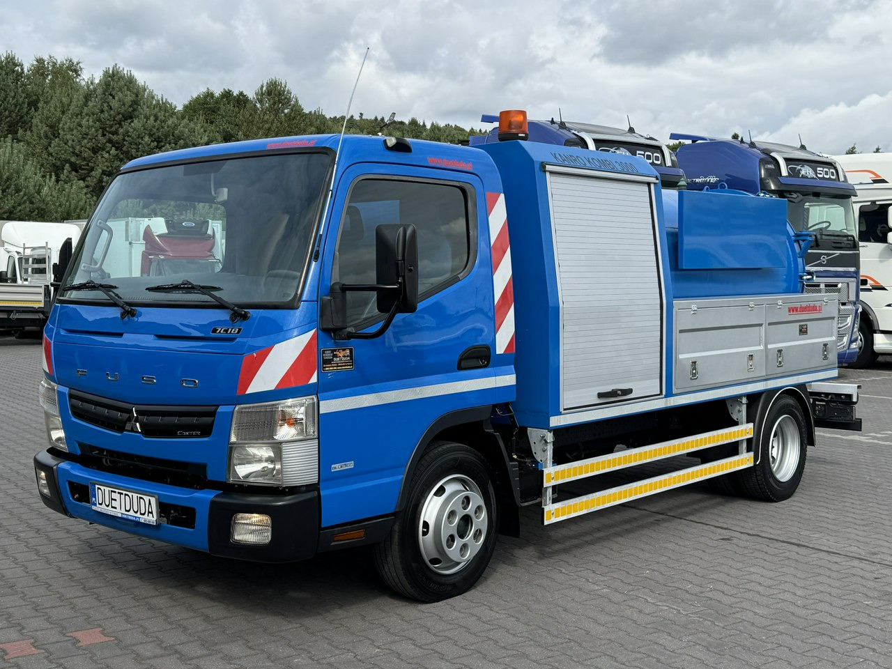 Mitsubishi Canter 7C18 3.0/150 KM Asenizcyjny - 真空车:图2 Mitsubishi Canter 7C18 3.0/150 KM Asenizcyjny - 真空车:图2