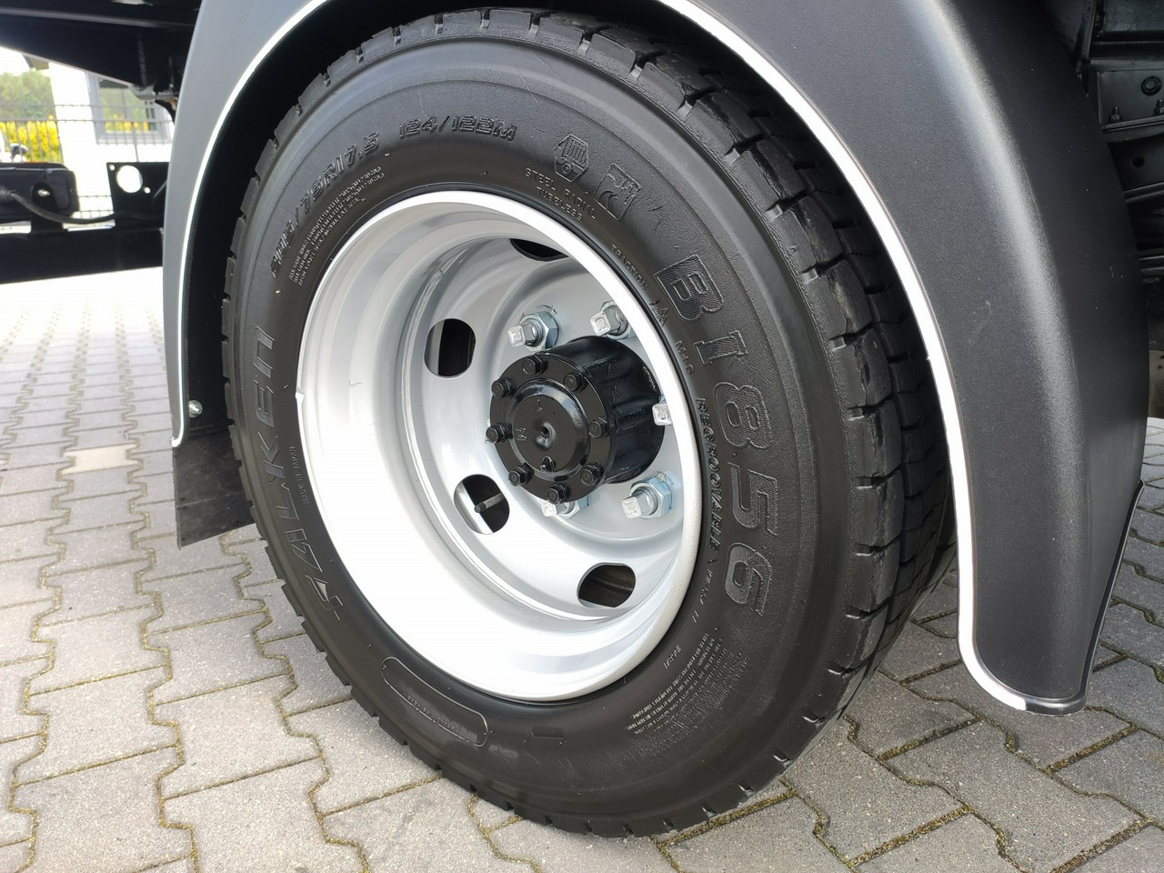 翻斗车 Mitsubishi Canter Fuso 9C18 3.0/180KM Automat, HDS FASSI F30 Wywrotka 3-str：图26