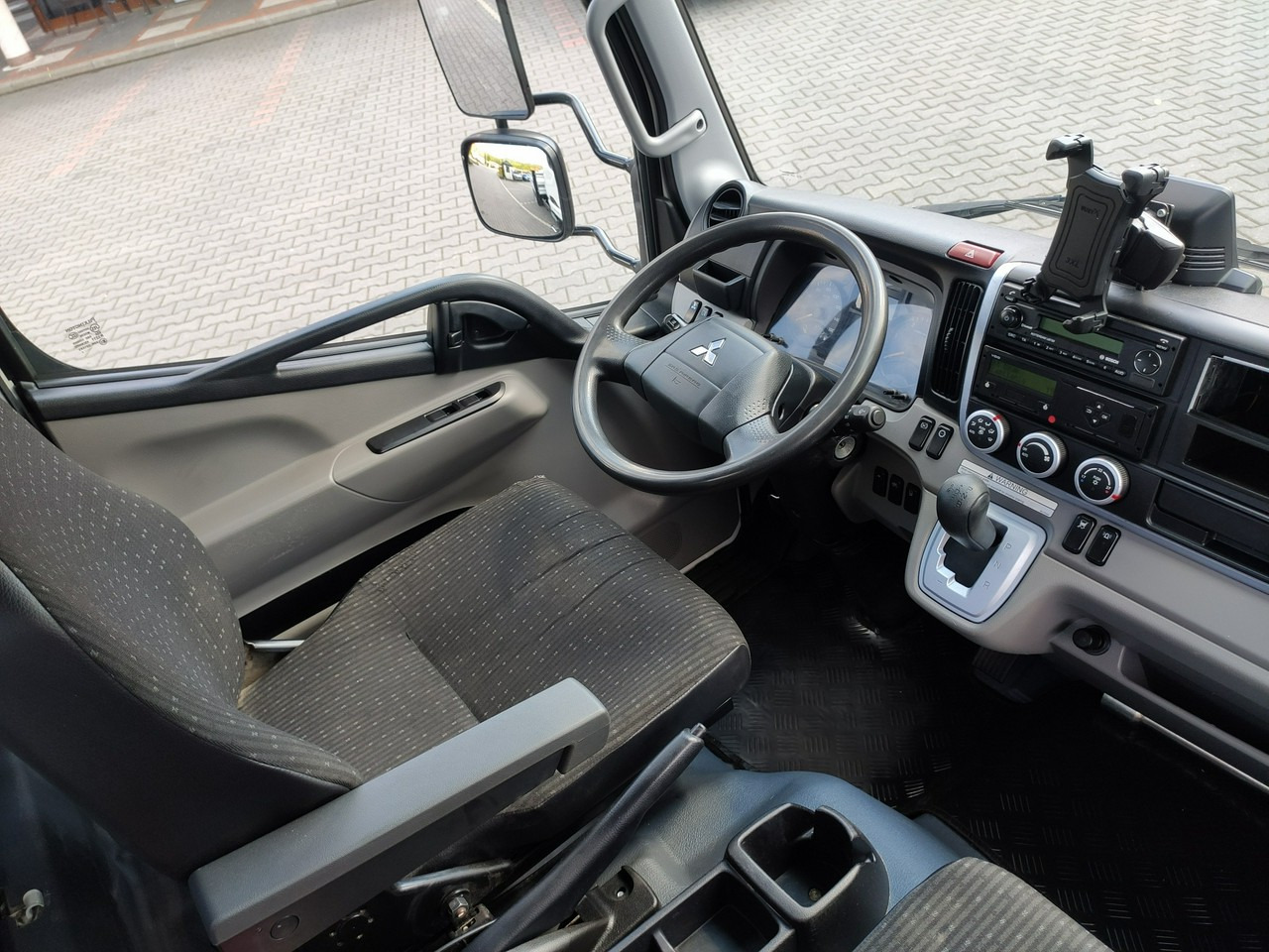 翻斗车 Mitsubishi Canter Fuso 9C18 3.0/180KM Automat, HDS FASSI F30 Wywrotka 3-str：图30