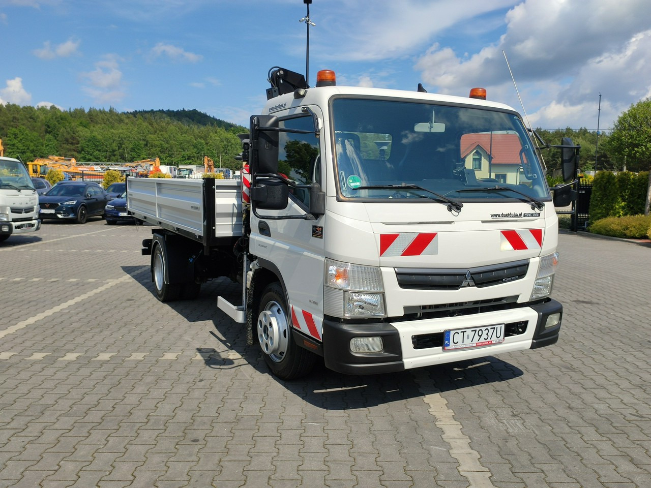 Mitsubishi Canter Fuso 9C18 3.0/180KM HDS FASSI F30 Wywrotka 3-stronna - 翻斗车:图3 Mitsubishi Canter Fuso 9C18 3.0/180KM HDS FASSI F30 Wywrotka 3-stronna - 翻斗车:图3