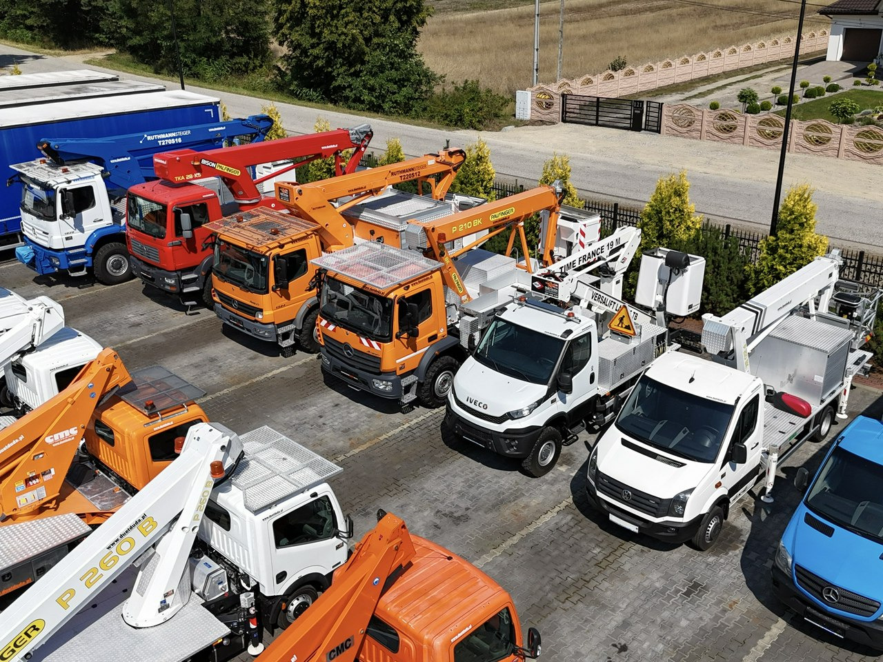 Nissan Zwyżka Podnośnik Koszowy 4X4 CABSTAR MAXITY SPRINTER - 车载空中平台:图5 Nissan Zwyżka Podnośnik Koszowy 4X4 CABSTAR MAXITY SPRINTER - 车载空中平台:图5