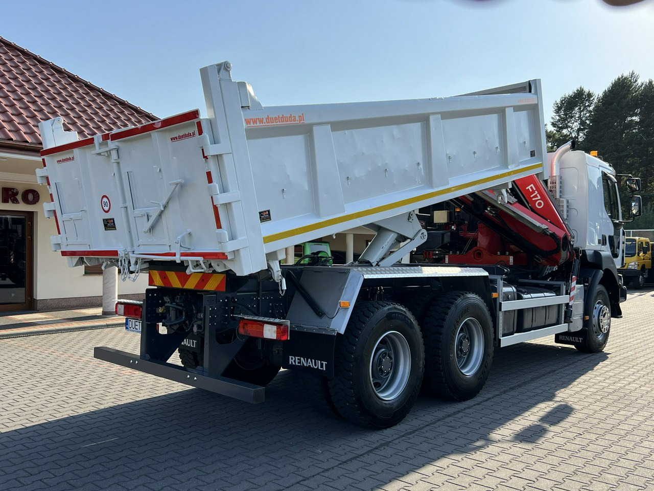 Renault Kerax 26.390 6x4 Mocny HDS FASSI F170 Sterowanie Radiowe - 翻斗车, 起重车:图4 Renault Kerax 26.390 6x4 Mocny HDS FASSI F170 Sterowanie Radiowe - 翻斗车, 起重车:图4