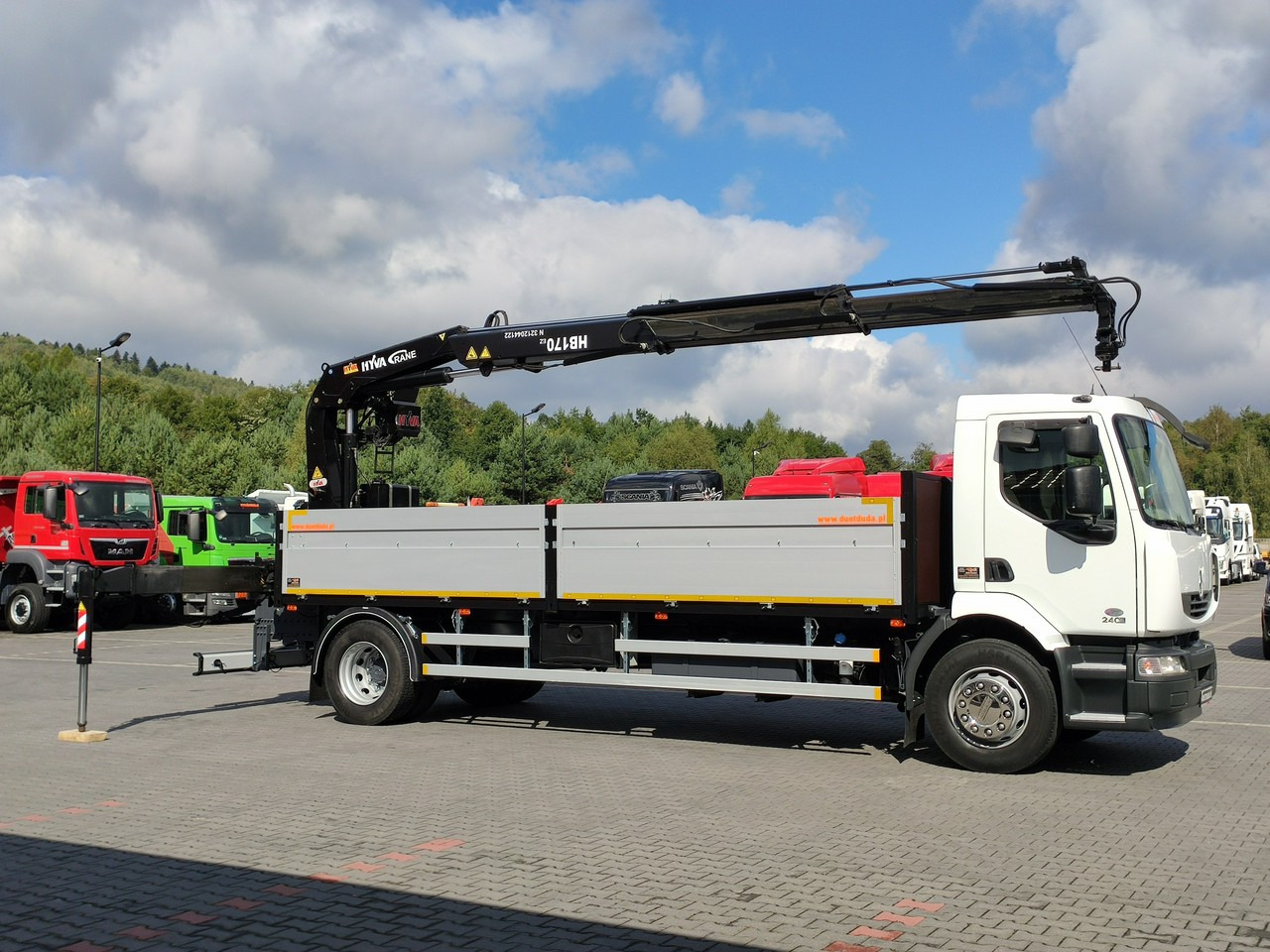 Renault Midlum 180.240DXI + HDS HYVA HB170E2 Udzwig 3.6Tony - 栏板式/ 平板卡车, 起重车:图4 Renault Midlum 180.240DXI + HDS HYVA HB170E2 Udzwig 3.6Tony - 栏板式/ 平板卡车, 起重车:图4