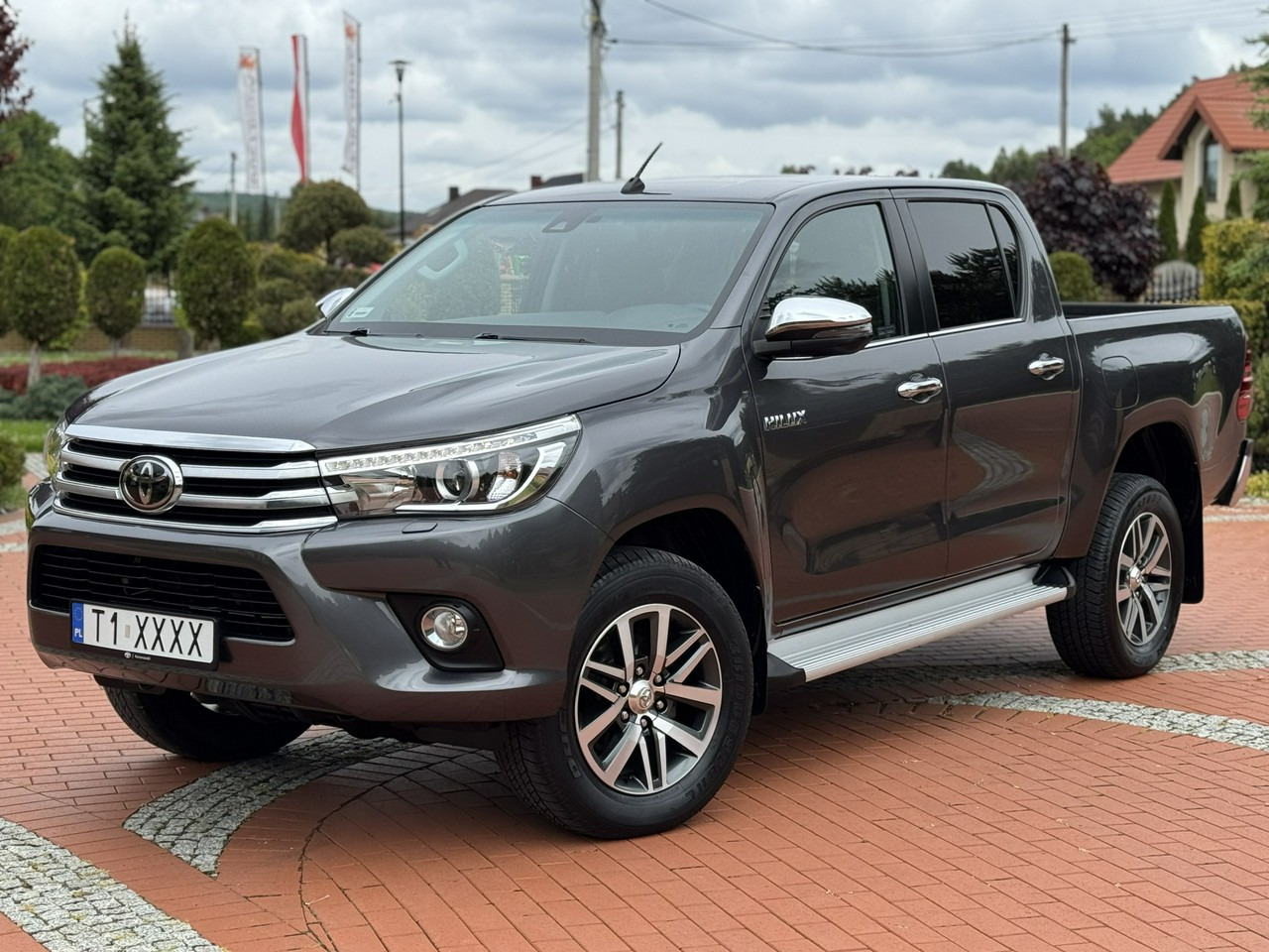 Toyota Hilux - 皮卡车:图4 Toyota Hilux - 皮卡车:图4