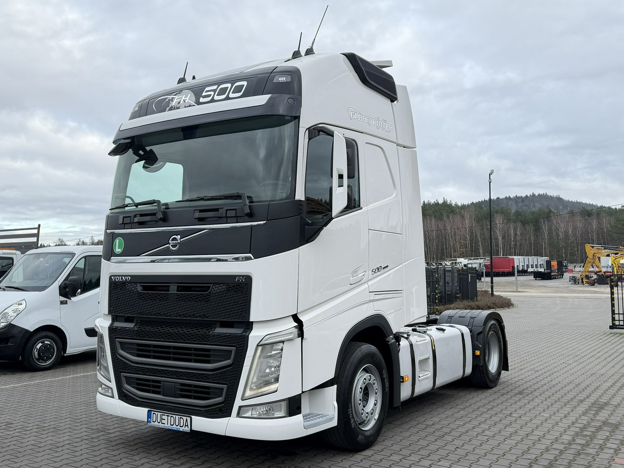 Volvo FH 500 E6 Standard Globetrotter XL Grudzień 2019r - 牵引车:图5 Volvo FH 500 E6 Standard Globetrotter XL Grudzień 2019r - 牵引车:图5