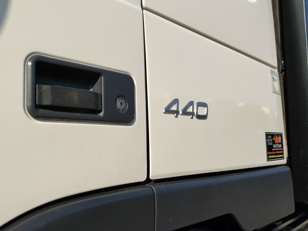 Volvo FM 440 6x4 HDS FASSI F170 Składany w Literę Z - 栏板式/ 平板卡车, 起重车:图3 Volvo FM 440 6x4 HDS FASSI F170 Składany w Literę Z - 栏板式/ 平板卡车, 起重车:图3