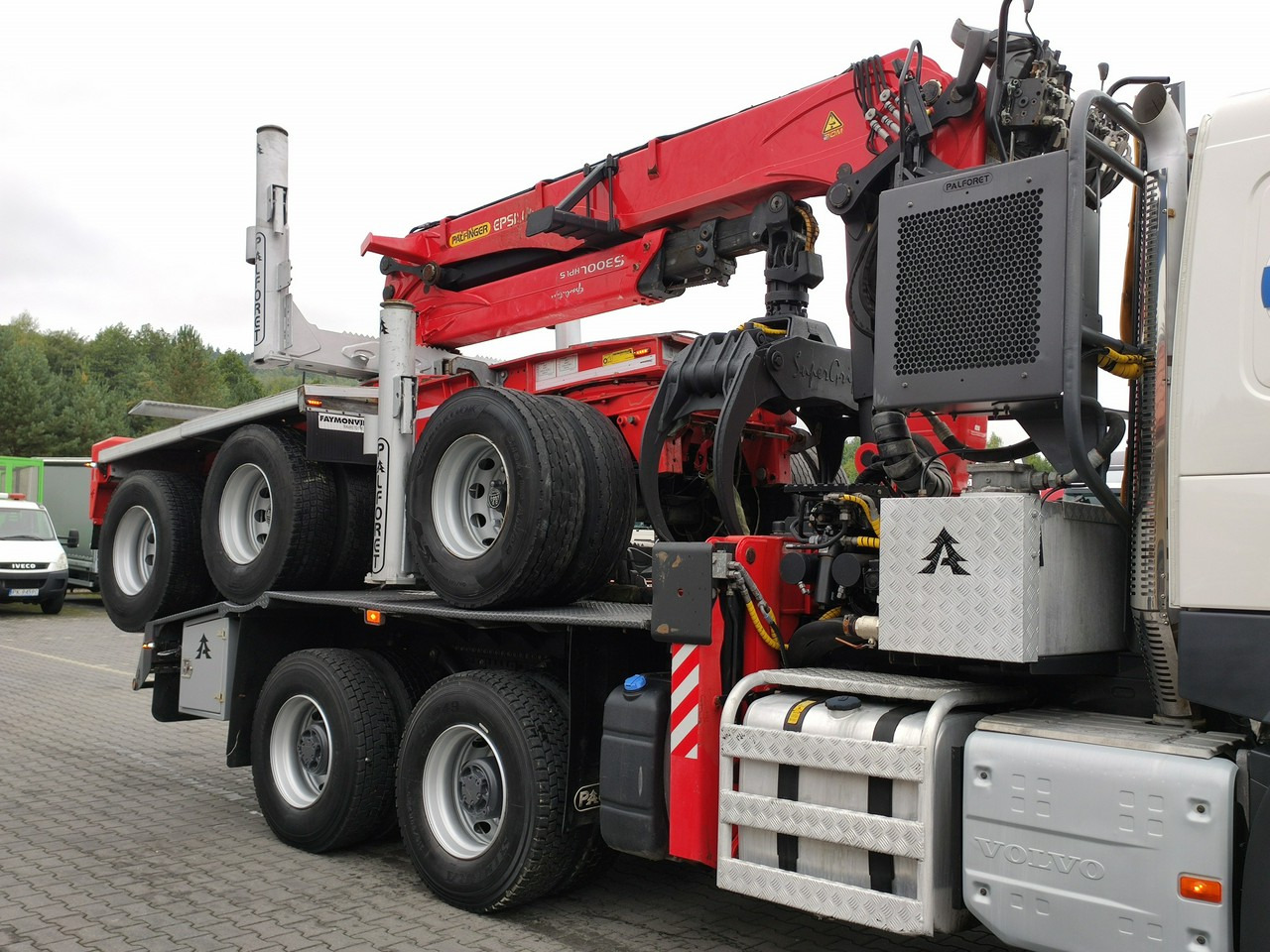 木材运输车 Volvo FMX 540 6x4 RETARDER PALFORET EPSILON S300L Do Drewna：图16