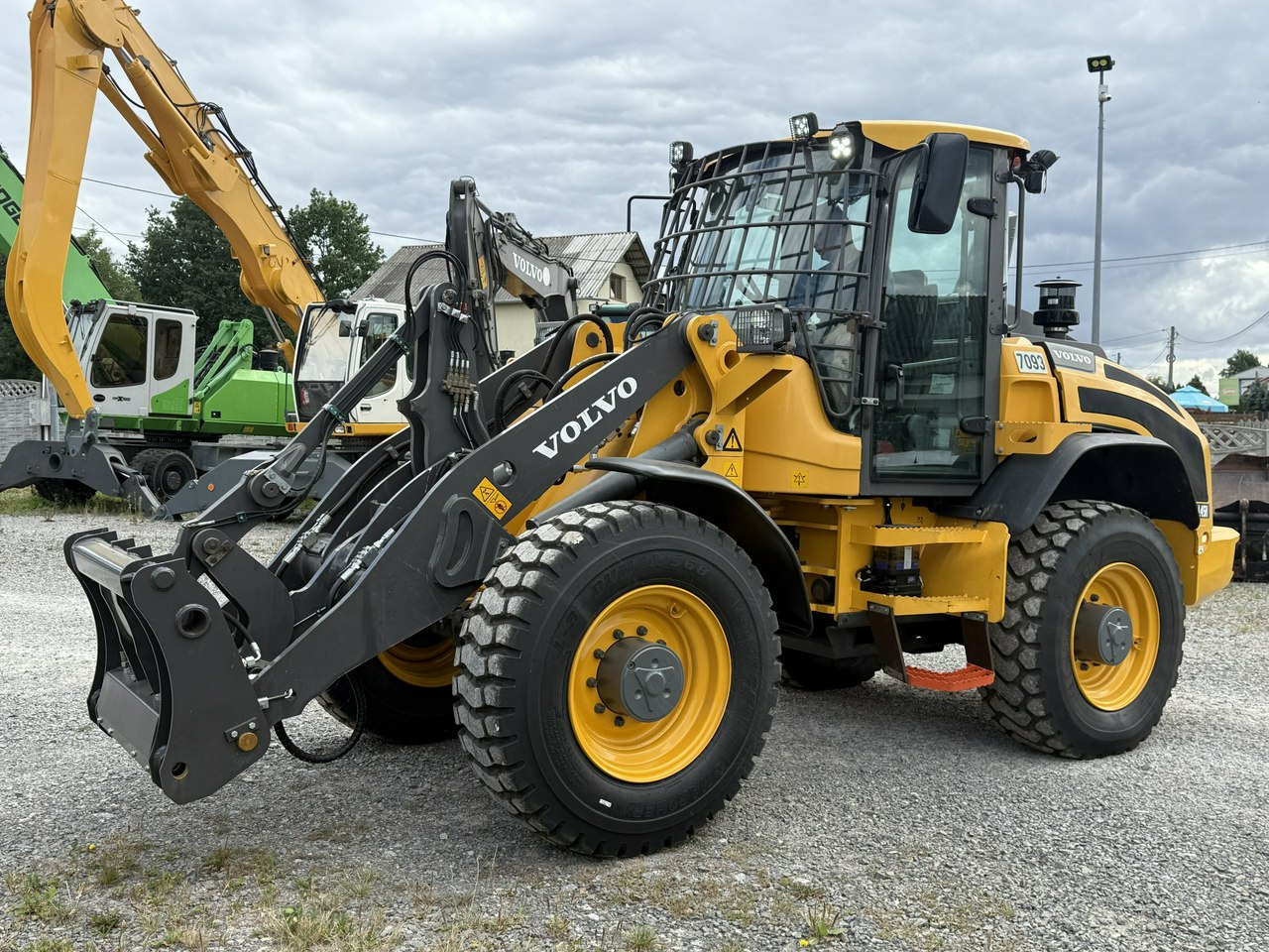 Volvo Waga -10ton WHEEL LOADER L45H Maszyna w Bardzo Dobrym Stanie - 轮式装载机:图2 Volvo Waga -10ton WHEEL LOADER L45H Maszyna w Bardzo Dobrym Stanie - 轮式装载机:图2