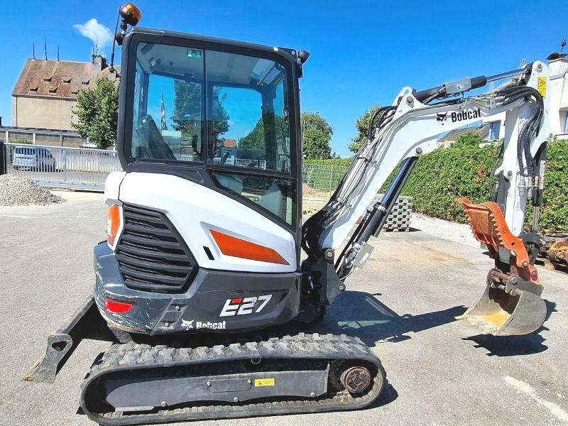 Bobcat E 27 - 小型挖掘机:图3 Bobcat E 27 - 小型挖掘机:图3