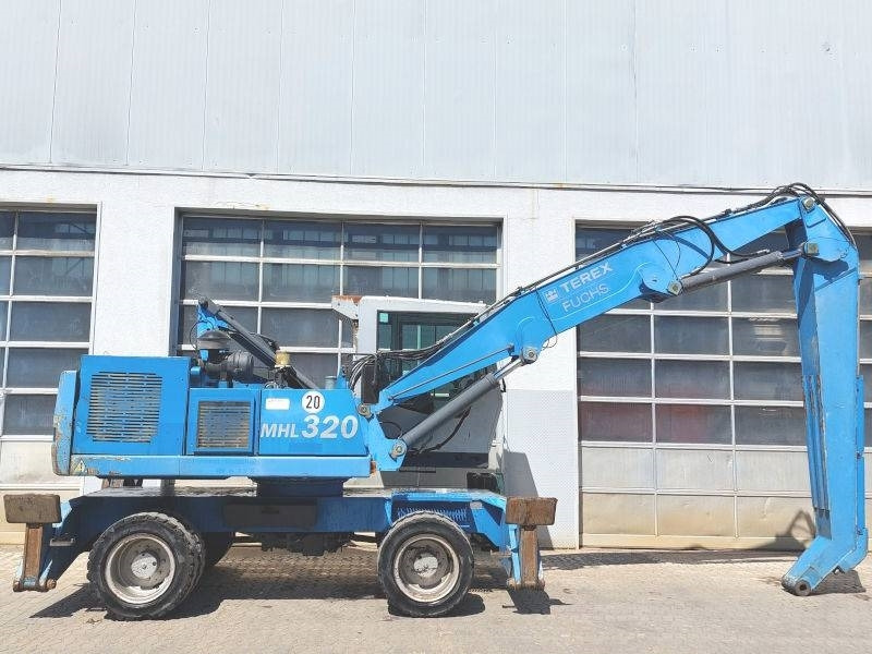 Fuchs MHL 320 - 垃圾/ 工业叉装车:图4 Fuchs MHL 320 - 垃圾/ 工业叉装车:图4