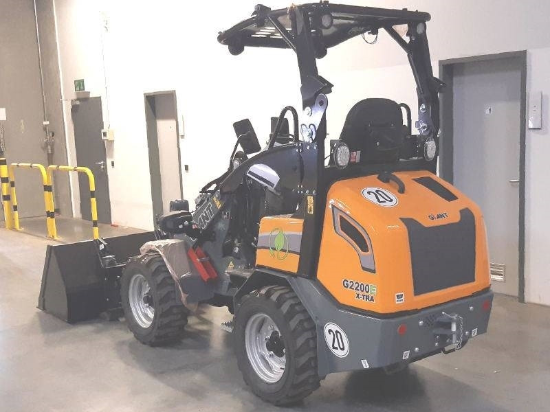 Giant G 2200 E X-Tra Elektro / electric - 滑移装载机:图4 Giant G 2200 E X-Tra Elektro / electric - 滑移装载机:图4