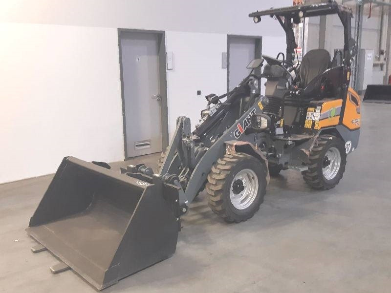 Giant G 2200 E X-Tra Elektro / electric - 滑移装载机:图2 Giant G 2200 E X-Tra Elektro / electric - 滑移装载机:图2