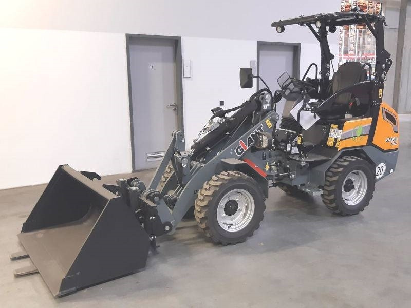Giant G 2200 E X-Tra Elektro / electric - 滑移装载机:图2 Giant G 2200 E X-Tra Elektro / electric - 滑移装载机:图2
