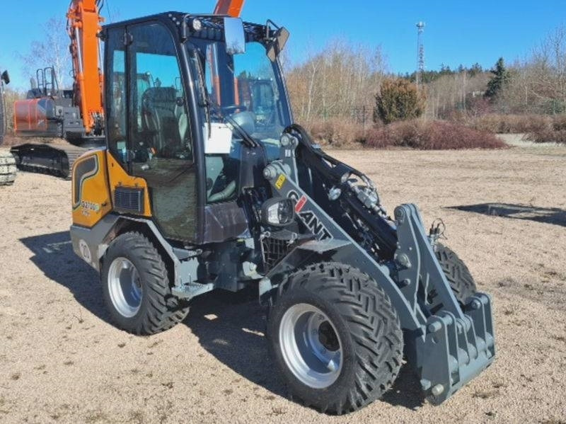 Giant G 2700 E X-Tra Elektro - 滑移装载机:图4 Giant G 2700 E X-Tra Elektro - 滑移装载机:图4