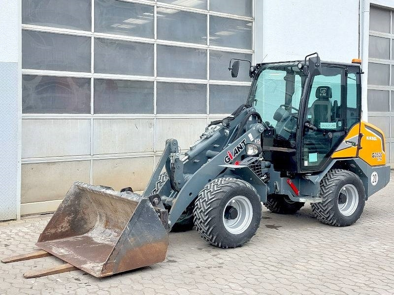 Giant G 3500 X-Tra - 滑移装载机:图2 Giant G 3500 X-Tra - 滑移装载机:图2