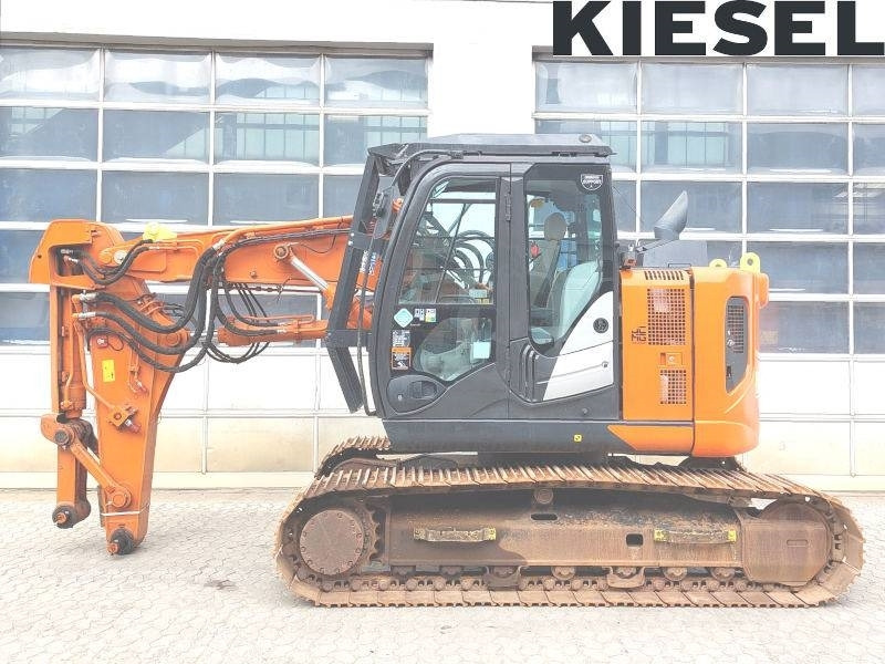 Hitachi ZX 135 US-6 Short reach front tunnel excavator  - 履带式挖掘机:图1 Hitachi ZX 135 US-6 Short reach front tunnel excavator  - 履带式挖掘机:图1