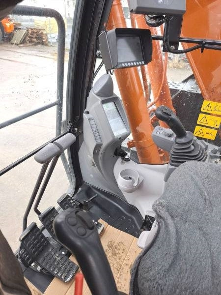 Hitachi ZX 135 US-6 Teledipper  租赁 Hitachi ZX 135 US-6 Teledipper：图11