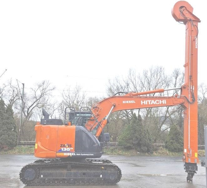 Hitachi ZX 135 US-6 Teledipper - 履带式挖掘机:图5 Hitachi ZX 135 US-6 Teledipper - 履带式挖掘机:图5