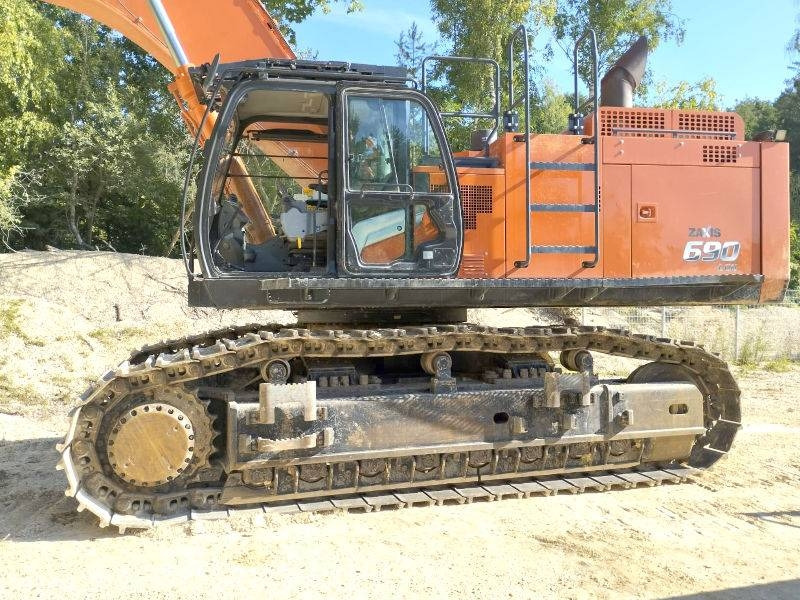 Hitachi ZX 690 LCH-7 - 履带式挖掘机:图2 Hitachi ZX 690 LCH-7 - 履带式挖掘机:图2