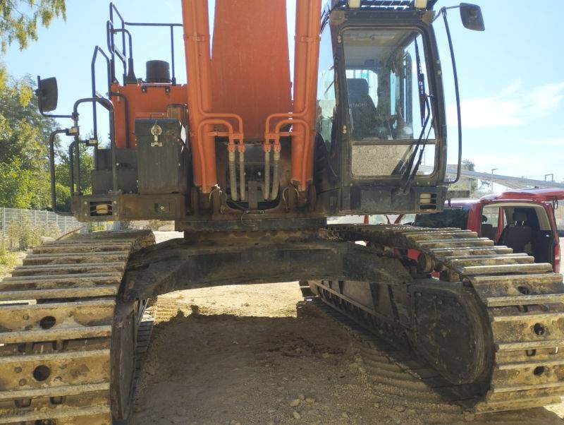 Hitachi ZX 690 LCH-7 - 履带式挖掘机:图3 Hitachi ZX 690 LCH-7 - 履带式挖掘机:图3