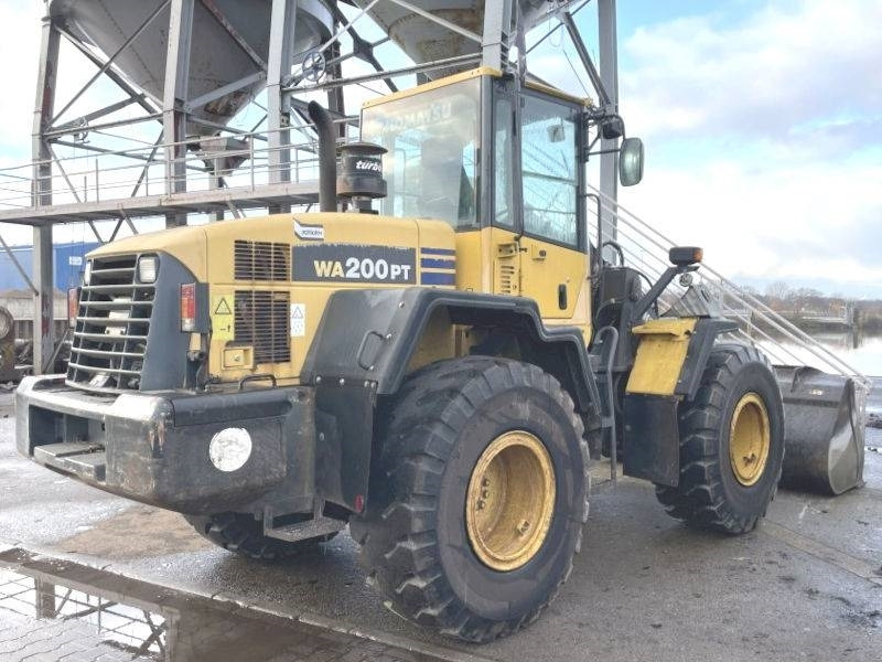 Komatsu WA 200 PT-5  - 轮式装载机:图4 Komatsu WA 200 PT-5  - 轮式装载机:图4