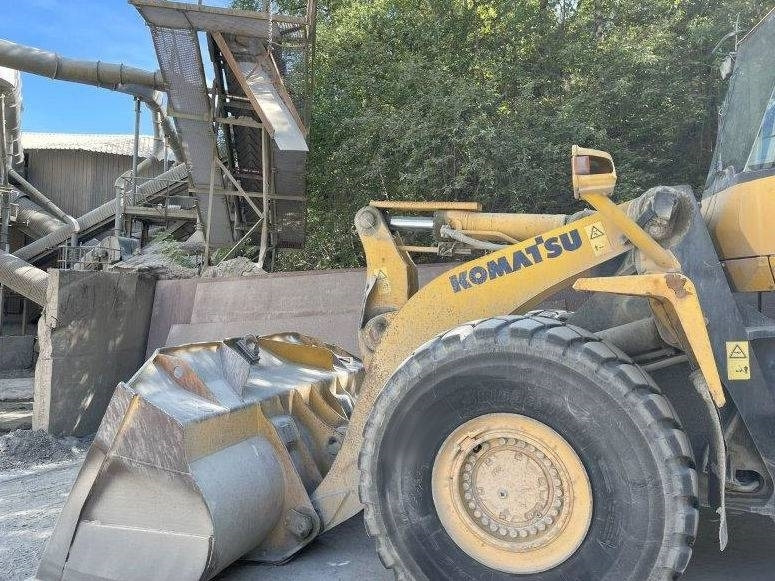Komatsu WA 500-6 - 轮式装载机:图2 Komatsu WA 500-6 - 轮式装载机:图2