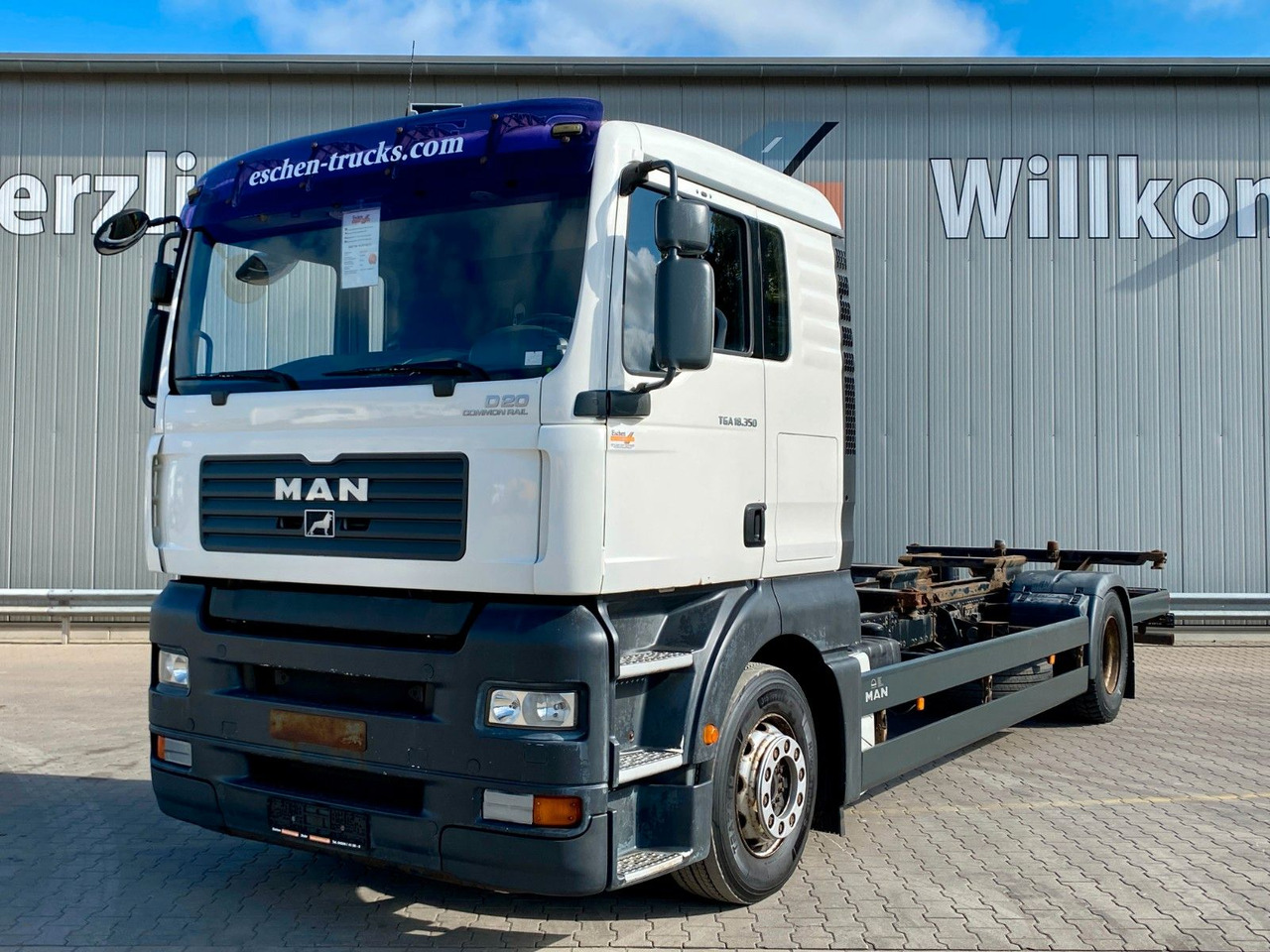MAN TGA 18.350 LL Fahrschule*Driving school*5 Sitze MAN TGA 18.350 LL Fahrschule*Driving school*5 Sitze - 集装箱运输车/ 可拆卸车身的卡车:图1 MAN TGA 18.350 LL Fahrschule*Driving school*5 Sitze MAN TGA 18.350 LL Fahrschule*Driving school*5 Sitze - 集装箱运输车/ 可拆卸车身的卡车:图1