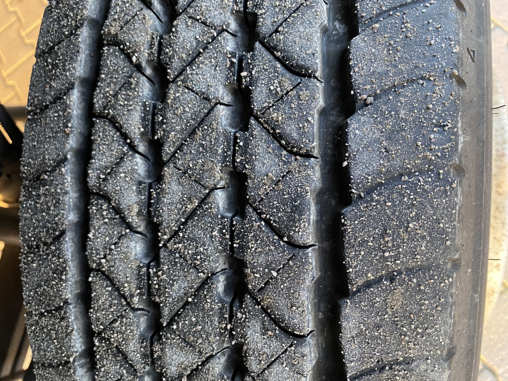 MAN TGM 12.290 4x2 BL / Palfinger LBW - 厢式卡车:图4 MAN TGM 12.290 4x2 BL / Palfinger LBW - 厢式卡车:图4