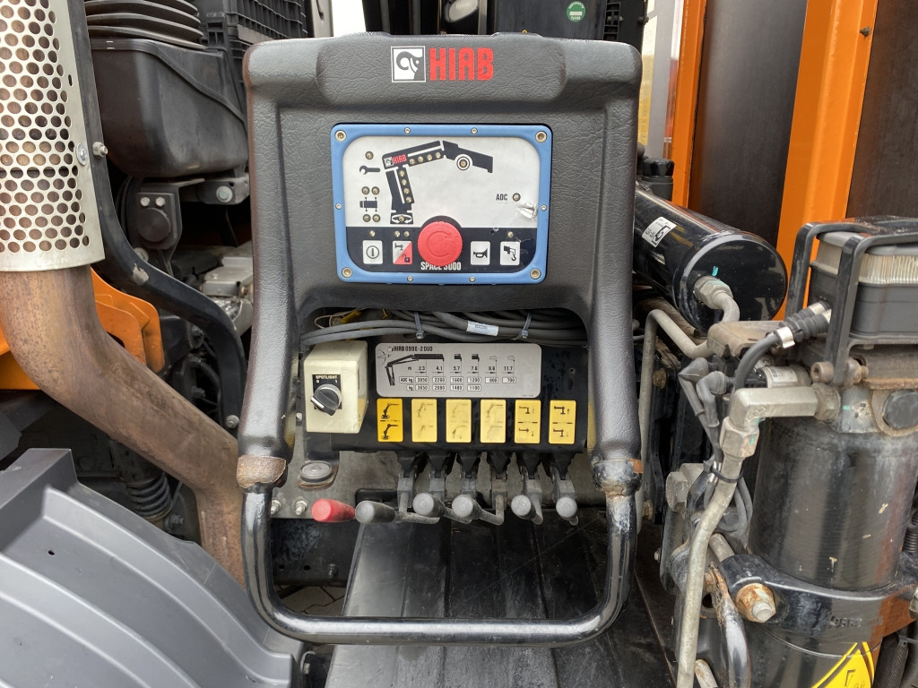 MAN TGM 15.290 4x2 BL / HIAB Faltkran - 栏板式/ 平板卡车, 起重车:图2 MAN TGM 15.290 4x2 BL / HIAB Faltkran - 栏板式/ 平板卡车, 起重车:图2