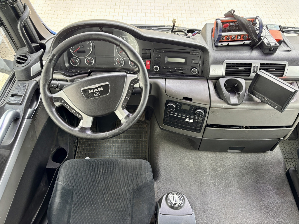 MAN TGS 18.360 4x2 LL / MKG HLK 111 Kran 租赁 MAN TGS 18.360 4x2 LL / MKG HLK 111 Kran:图11 MAN TGS 18.360 4x2 LL / MKG HLK 111 Kran 租赁 MAN TGS 18.360 4x2 LL / MKG HLK 111 Kran:图11