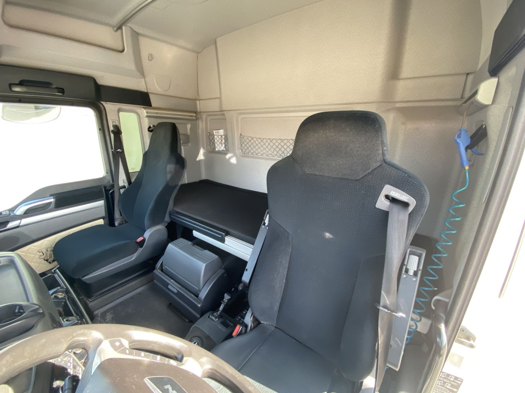 MAN TGX 18.460 4x4 H BL - 牵引车:图3 MAN TGX 18.460 4x4 H BL - 牵引车:图3