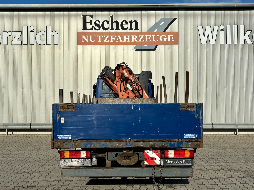 Mercedes-Benz 1832 L / Terex 85.2-A3 Faltkran - 栏板式/ 平板卡车, 起重车:图5 Mercedes-Benz 1832 L / Terex 85.2-A3 Faltkran - 栏板式/ 平板卡车, 起重车:图5