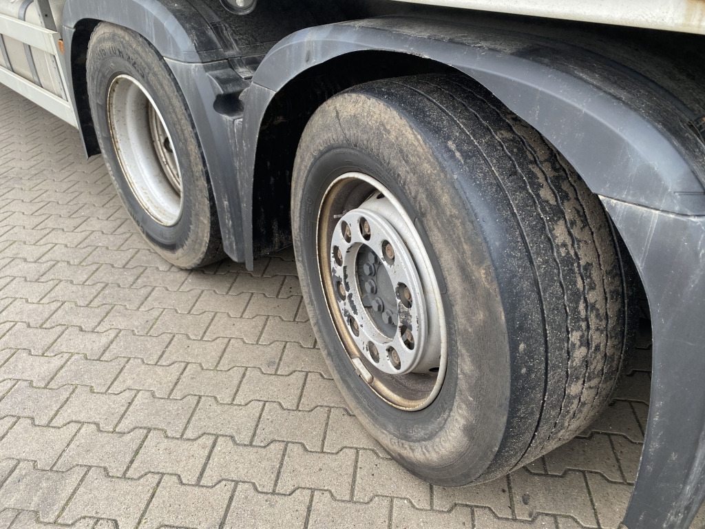 Mercedes-Benz 2540 LL 6x2 Antos / Palfinger PK 23001 Kran - 栏板式/ 平板卡车, 起重车:图4 Mercedes-Benz 2540 LL 6x2 Antos / Palfinger PK 23001 Kran - 栏板式/ 平板卡车, 起重车:图4