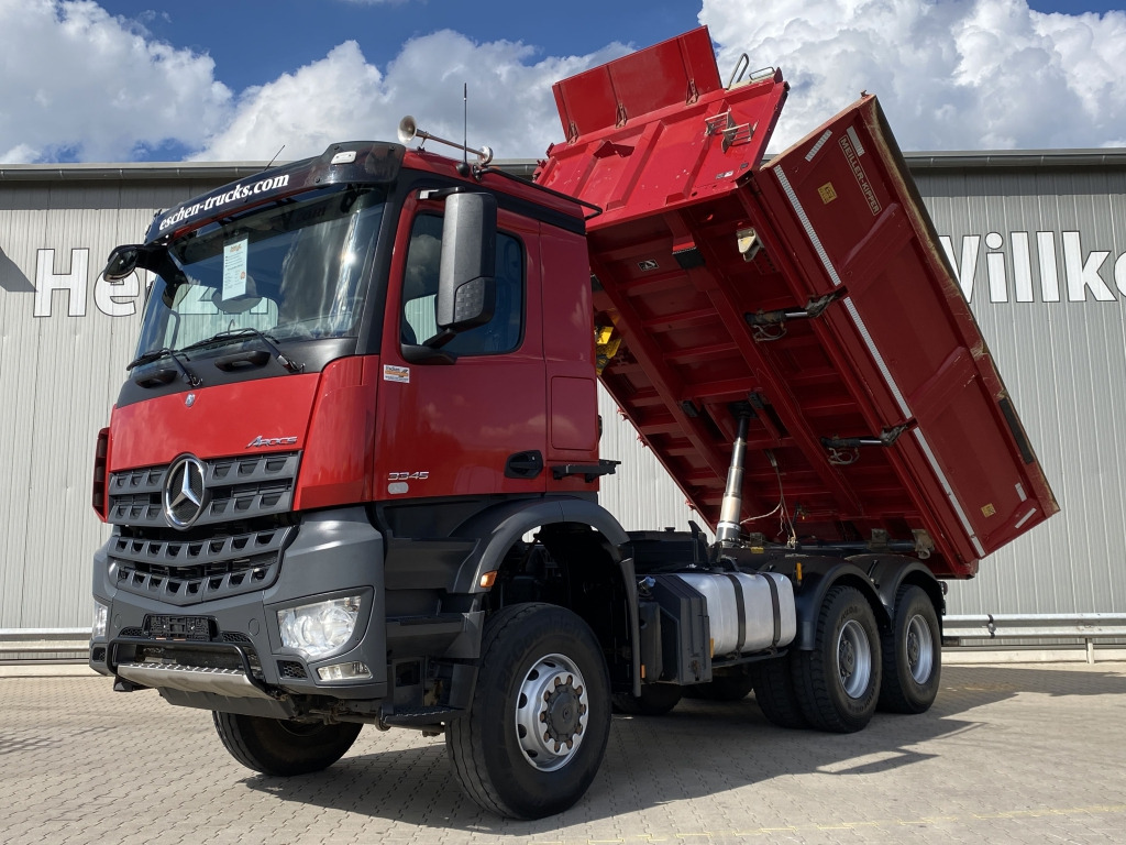 Mercedes-Benz 3345 6x6 - 翻斗车:图1 Mercedes-Benz 3345 6x6 - 翻斗车:图1