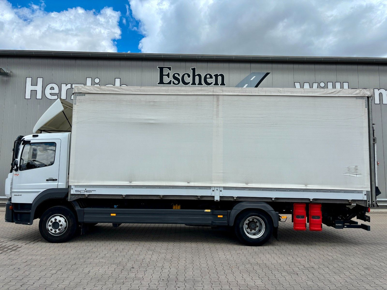 Mercedes-Benz Atego 1624 I 2,66m Höhe*Pritsche*Plane*LBW*AHK - 侧帘卡车:图2 Mercedes-Benz Atego 1624 I 2,66m Höhe*Pritsche*Plane*LBW*AHK - 侧帘卡车:图2