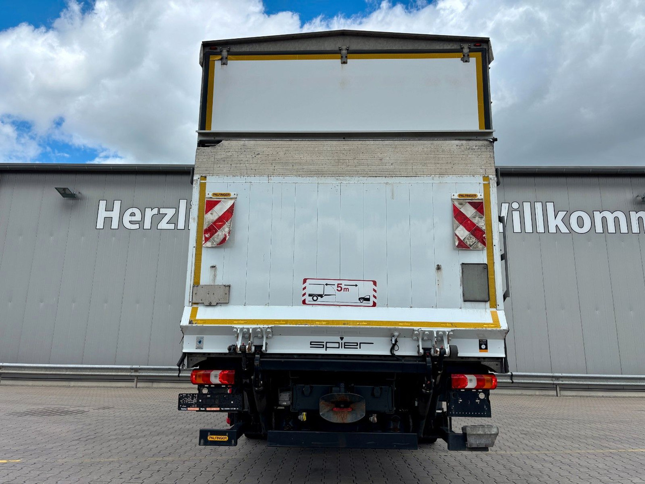 Mercedes-Benz Atego 1624 I 2,66m Höhe*Pritsche*Plane*LBW*AHK - 侧帘卡车:图4 Mercedes-Benz Atego 1624 I 2,66m Höhe*Pritsche*Plane*LBW*AHK - 侧帘卡车:图4