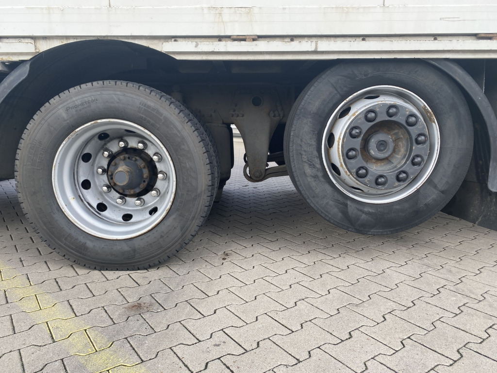 Scania 114 G 340 / 6x2 BL - 侧帘卡车:图3 Scania 114 G 340 / 6x2 BL - 侧帘卡车:图3