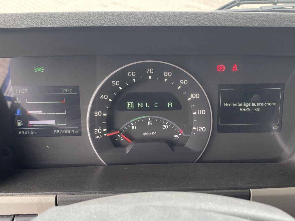 Volvo FM 410 / 8x4 | 9m³ Intermix*I-Shift*Klima*Blatt - 混凝土搅拌车:图5 Volvo FM 410 / 8x4 | 9m³ Intermix*I-Shift*Klima*Blatt - 混凝土搅拌车:图5