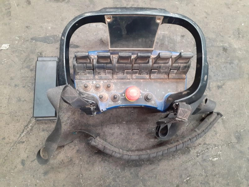 Grúa PM 16 - 装载起重机 适用于 卡车:图1 Grúa PM 16 - 装载起重机 适用于 卡车:图1