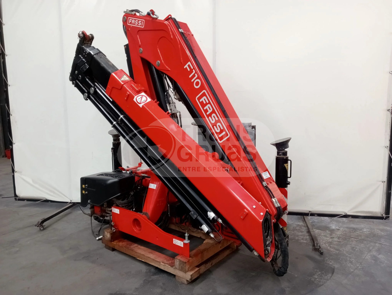Grúa hidráulica Fassi F110B.0.24 E-ACTIVE - 装载起重机:图4 Grúa hidráulica Fassi F110B.0.24 E-ACTIVE - 装载起重机:图4