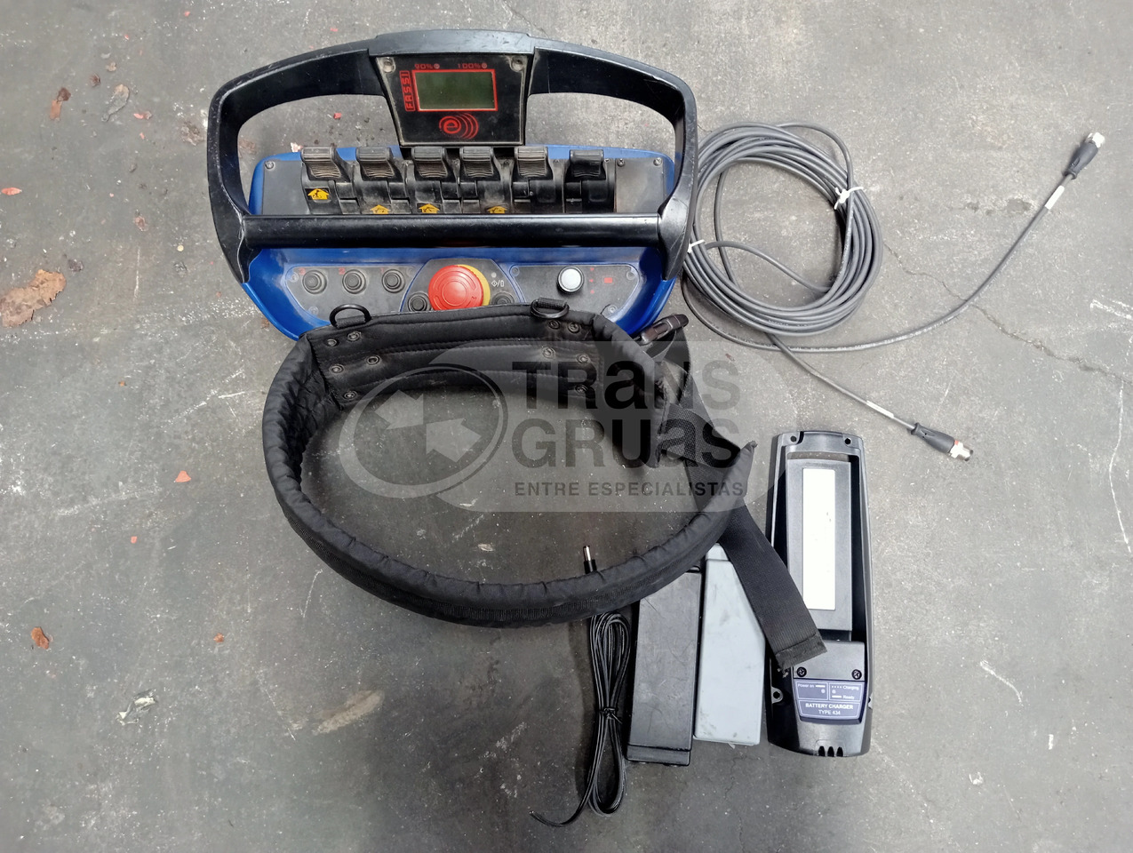 Grúa hidráulica Fassi F135A.0.25 E-ACTIVE - 装载起重机:图5 Grúa hidráulica Fassi F135A.0.25 E-ACTIVE - 装载起重机:图5