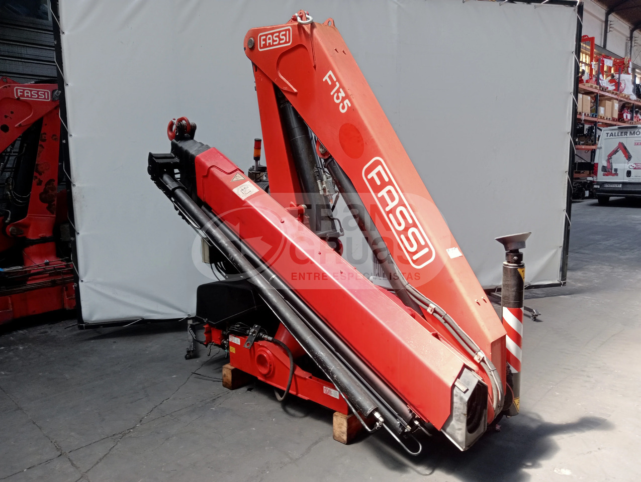 Grúa hidráulica Fassi F135A.0.25 E-ACTIVE - 装载起重机:图4 Grúa hidráulica Fassi F135A.0.25 E-ACTIVE - 装载起重机:图4